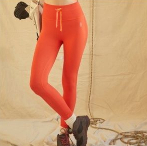 NWOT Free People HIgh Rise Ribbed Active Leggings in Orange 🍊 M/L - Picture 1 of 6